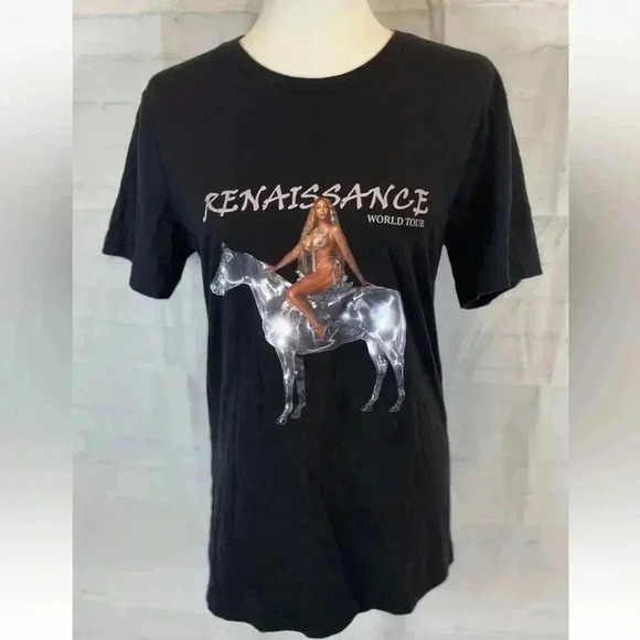 2023 Beyonce Renaissance Official World Tour Concert T-Shirt Billboard Size M - Picture 1 of 12